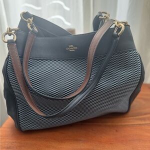 Coach legacy lexy handbag